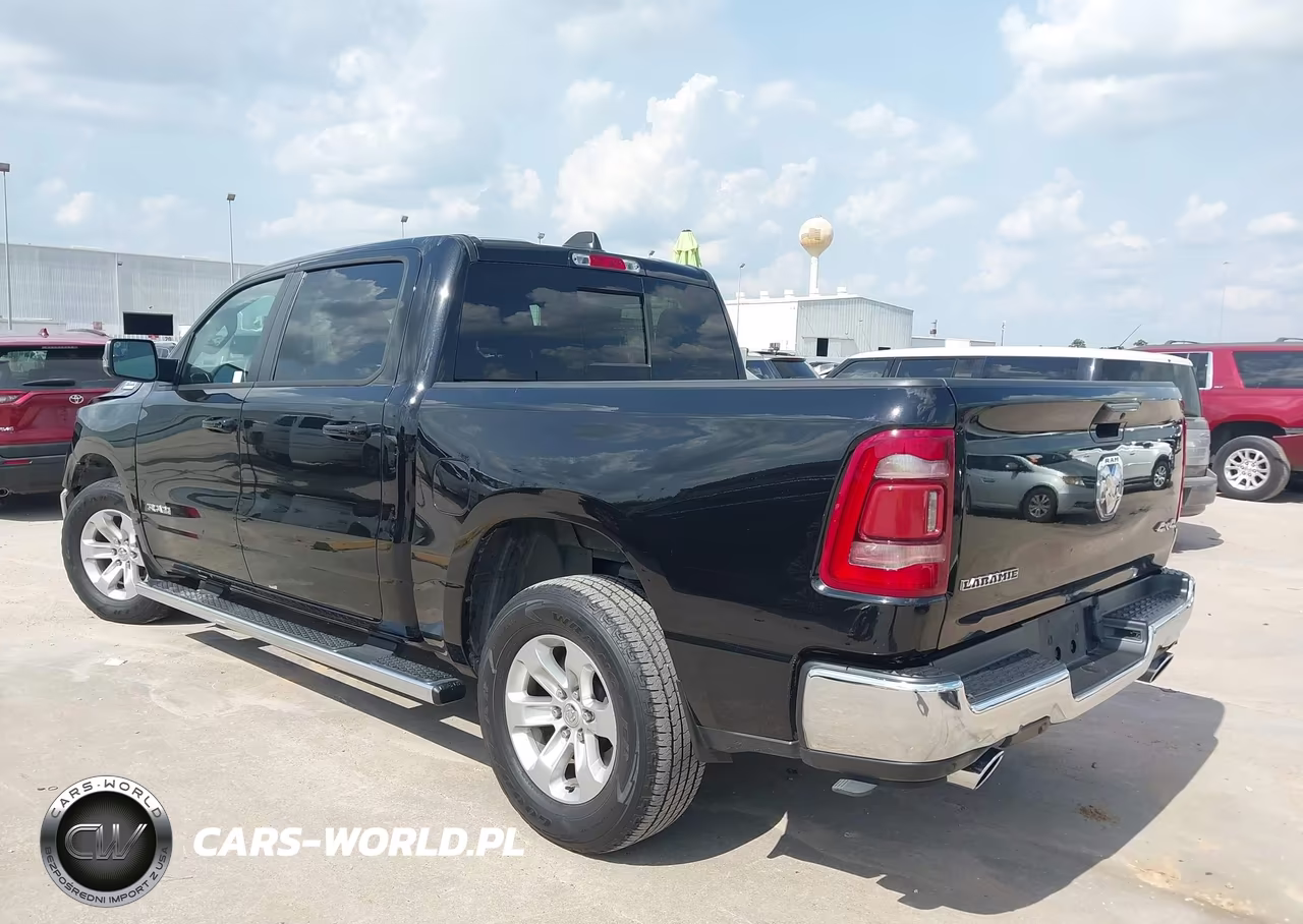 2024 Ram 1500 Laramie 4X4 5'7 Box VIN:1C6SRFJT7RN110738 - 3