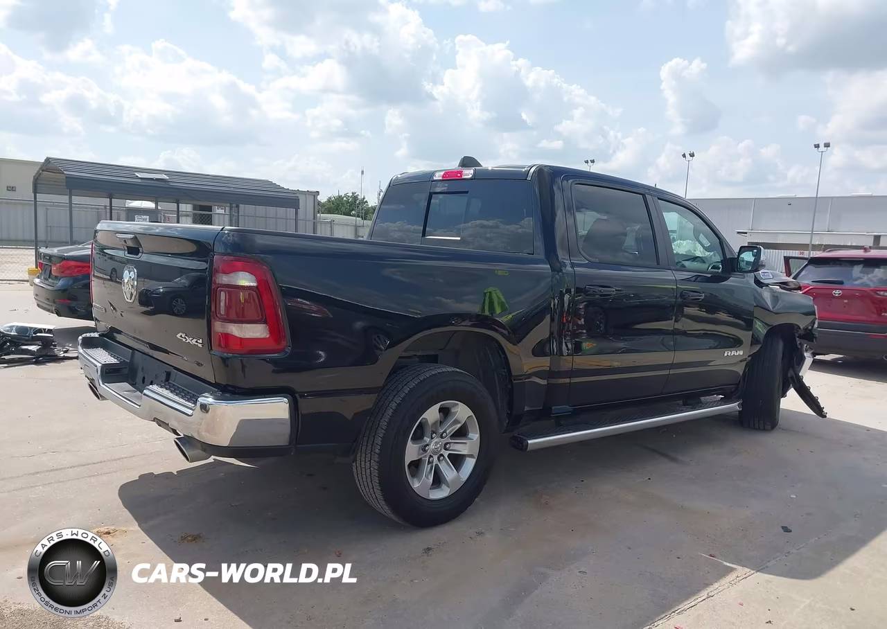 2024 Ram 1500 Laramie 4X4 5'7 Box VIN:1C6SRFJT7RN110738 - 4