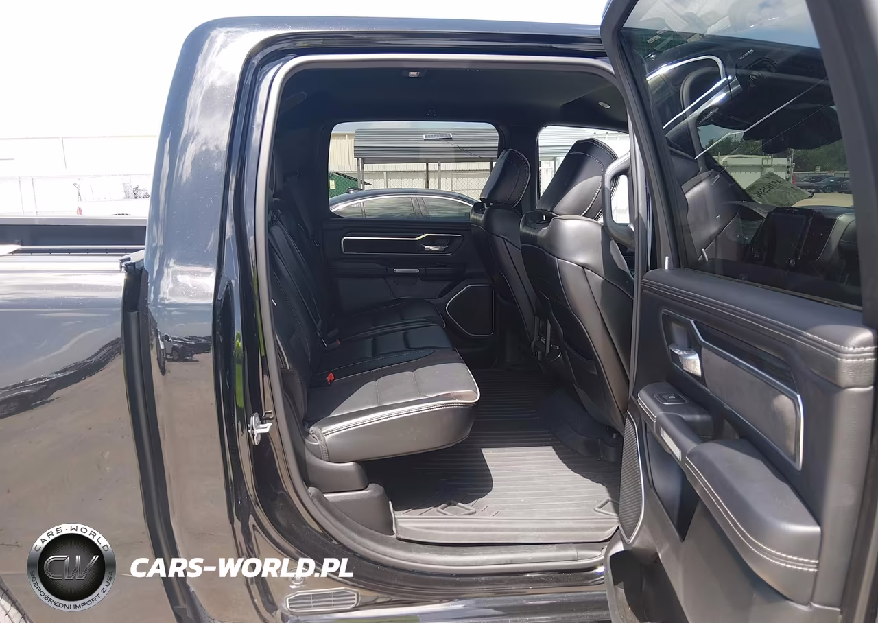 2024 Ram 1500 Laramie 4X4 5'7 Box VIN:1C6SRFJT7RN110738 - 8