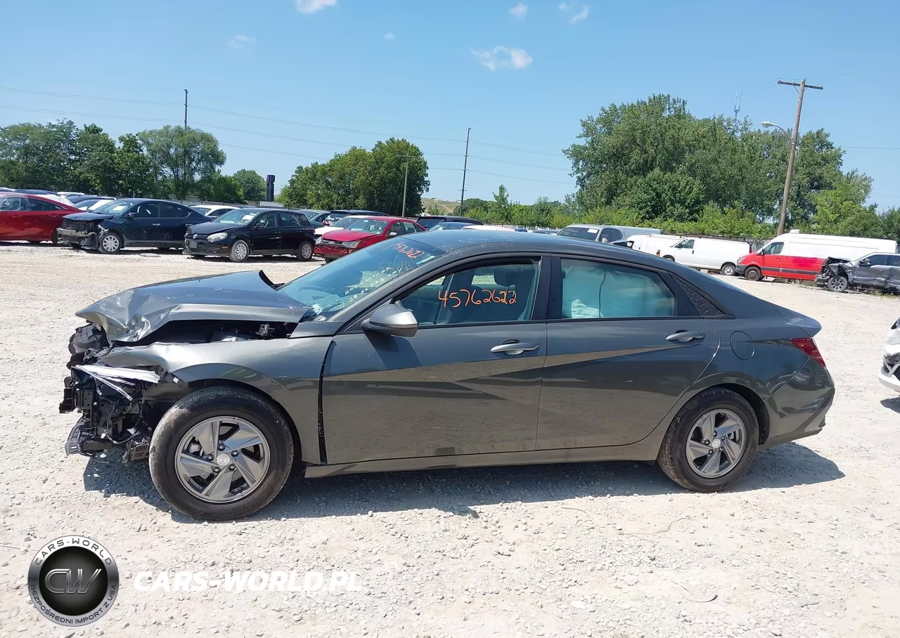 2026 Hyundai Elantra Se VIN:KMHLL4DG1TU205516 - 14