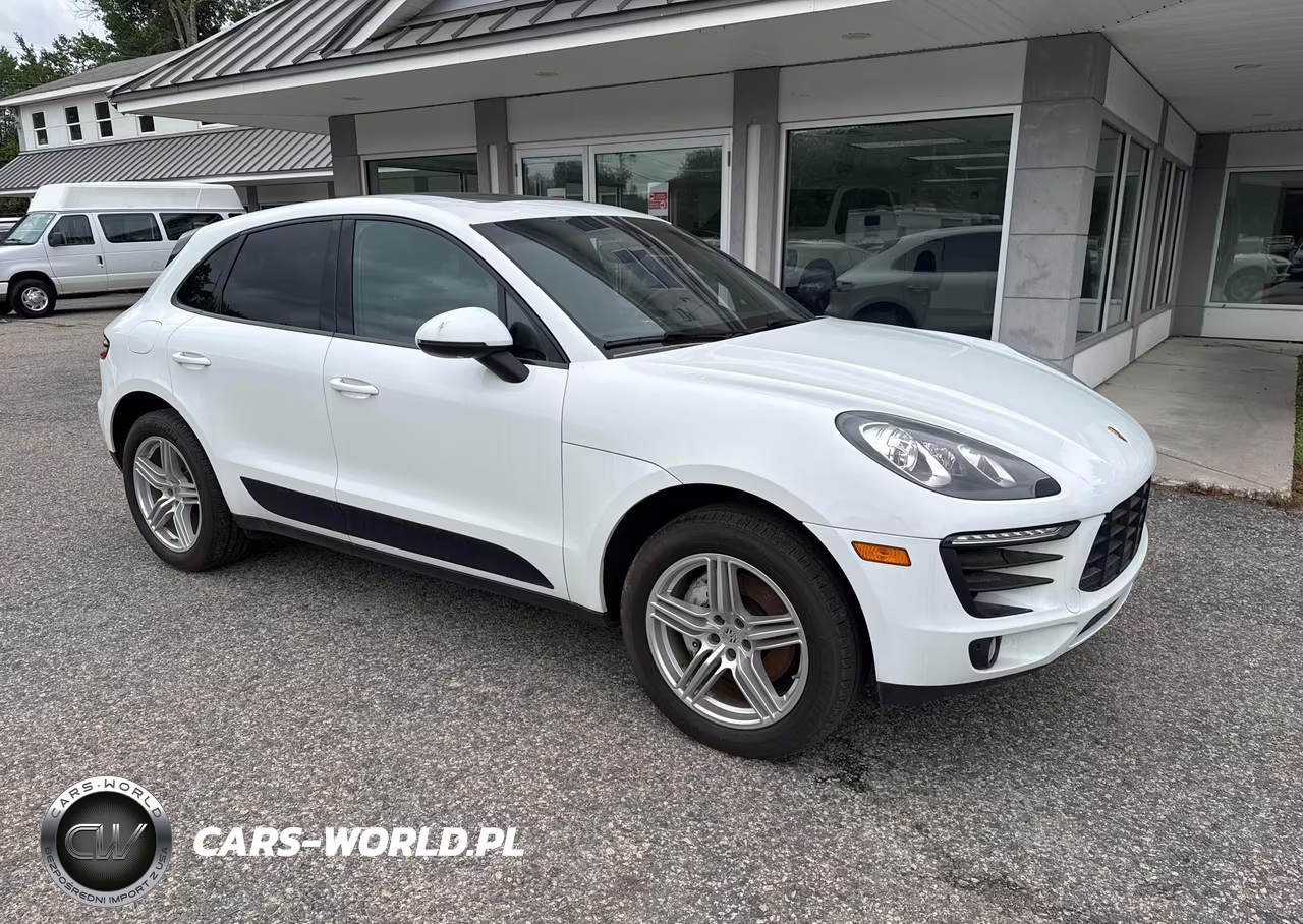 2015 Porsche Macan S
