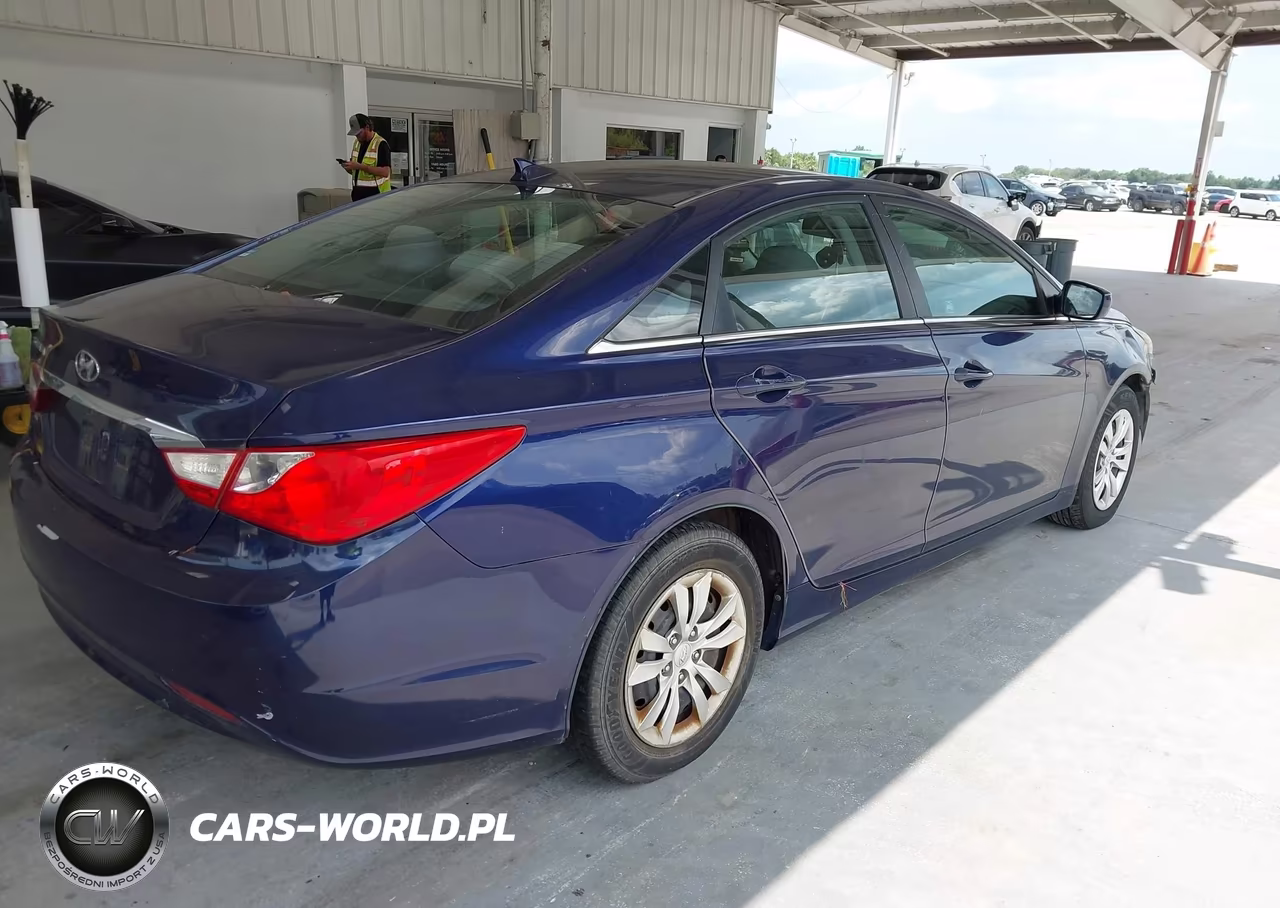 2013 Hyundai Sonata Gls VIN:5NPEB4ACXDH516729 - 4