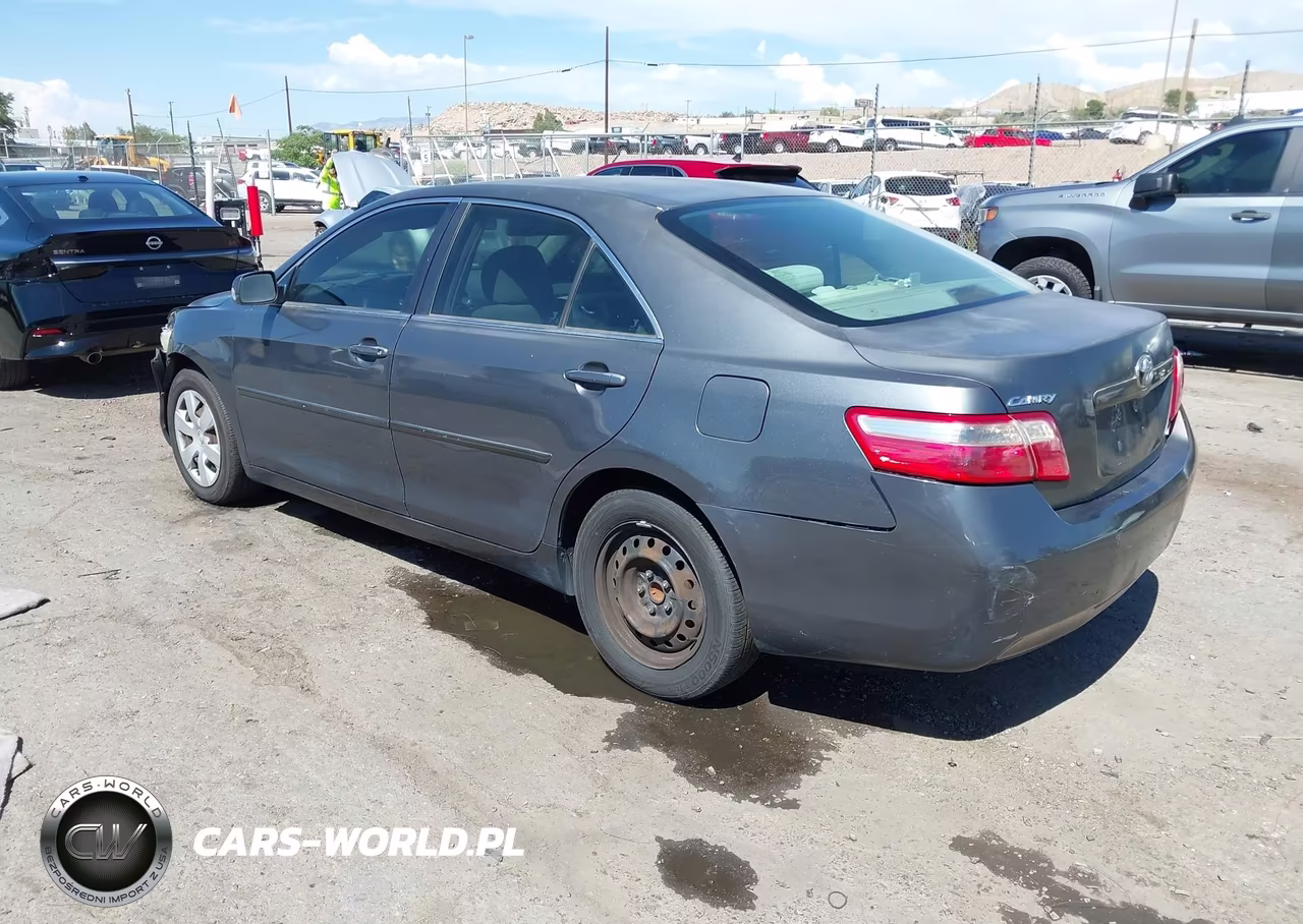 2007 Toyota Camry Le VIN:4T1BE46K77U569288 - 3