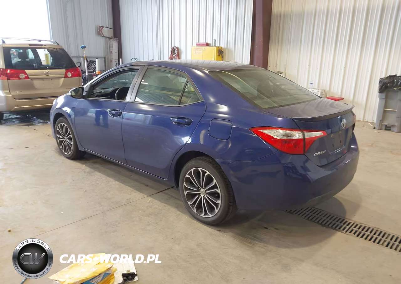 2015 Toyota Corolla S Plus VIN:5YFBURHE7FP225404 - 3