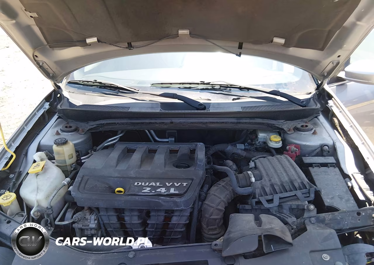 2013 Chrysler 200 Touring VIN:1C3CCBBB5DN762509 - 10