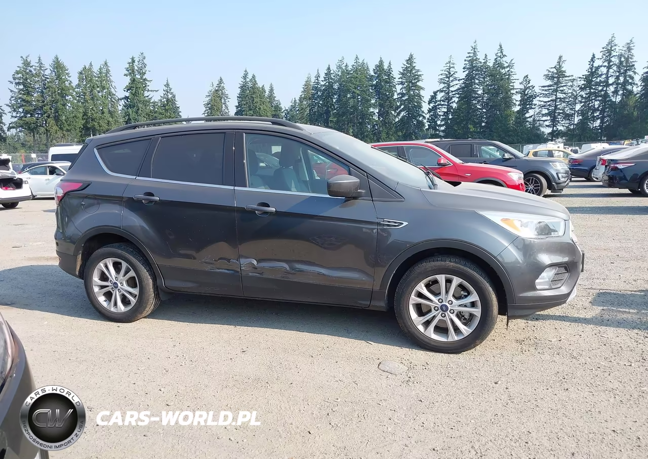 2018 Ford Escape Se VIN:1FMCU9GD3JUC90867 - 13