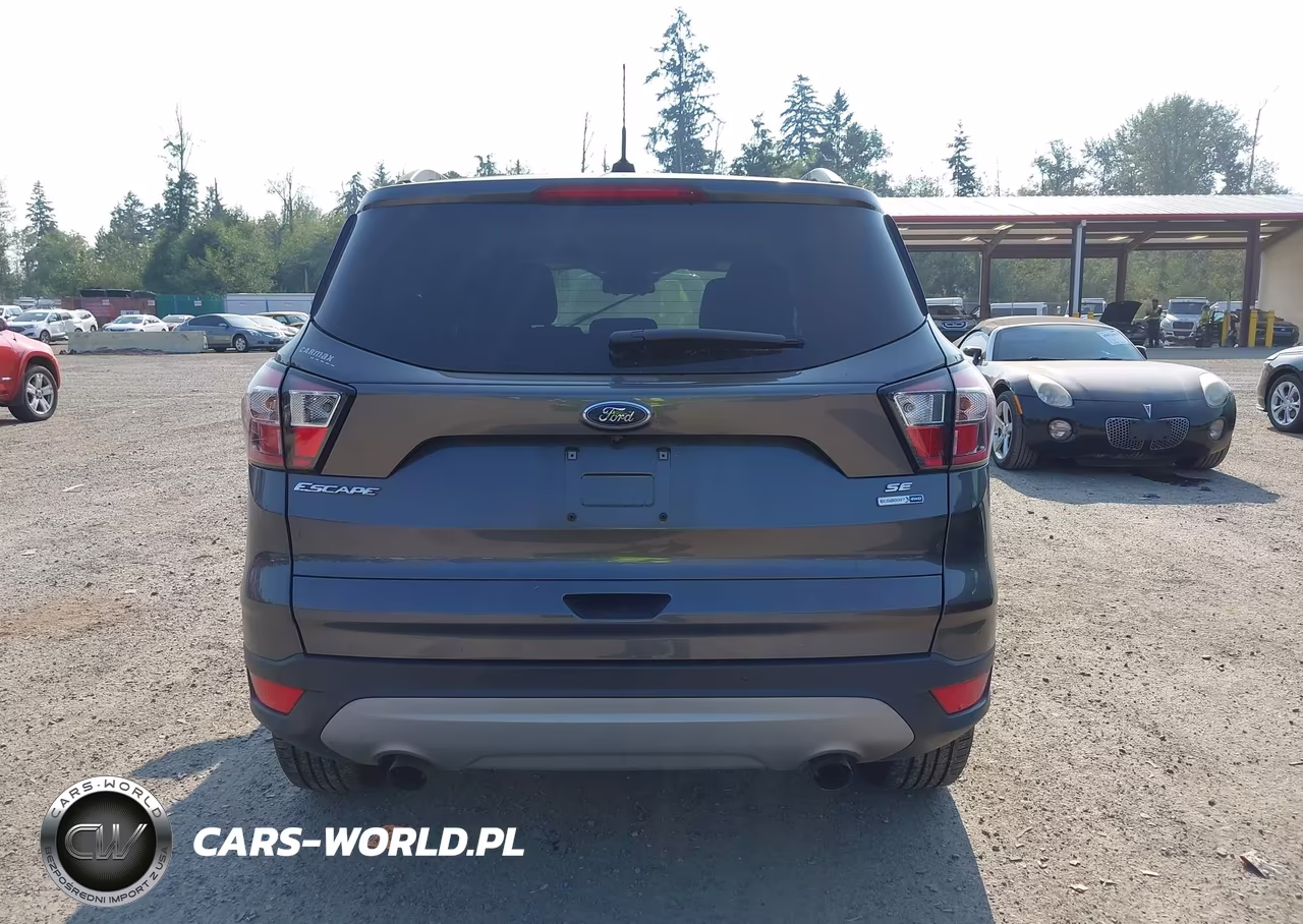 2018 Ford Escape Se VIN:1FMCU9GD3JUC90867 - 16