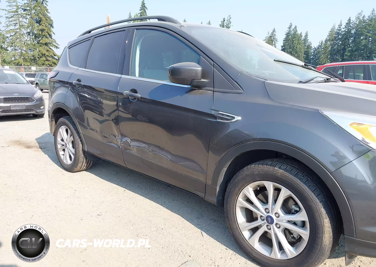 2018 Ford Escape Se VIN:1FMCU9GD3JUC90867 - 6