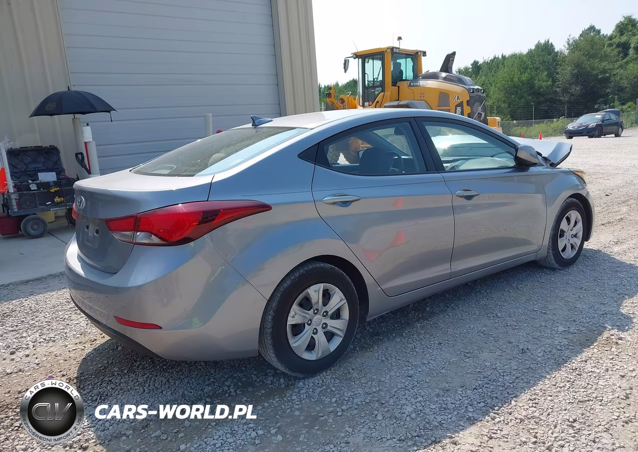 2016 Hyundai Elantra Se VIN:5NPDH4AE9GH664144 - 4