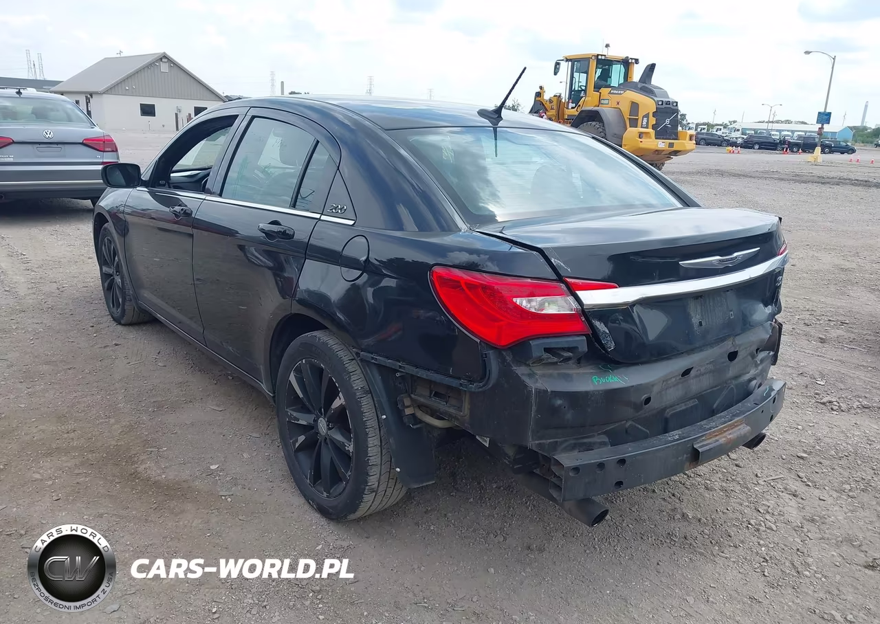 2012 Chrysler 200 S VIN:1C3CCBHGXCN305423 - 3