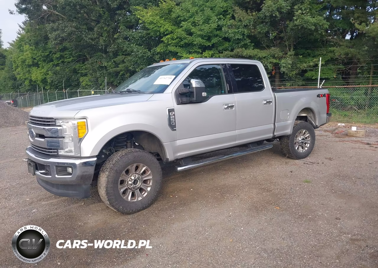 2017 Ford F-250 Lariat VIN:1FT7W2B69HEC61135 - 2