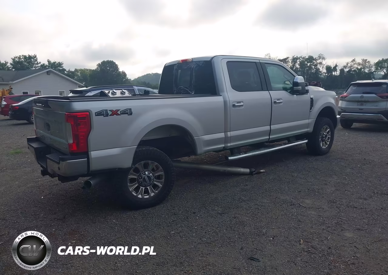 2017 Ford F-250 Lariat VIN:1FT7W2B69HEC61135 - 4