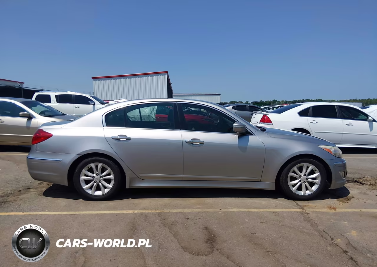 2012 Hyundai Genesis 3.8 VIN:KMHGC4DD9CU158114 - 13