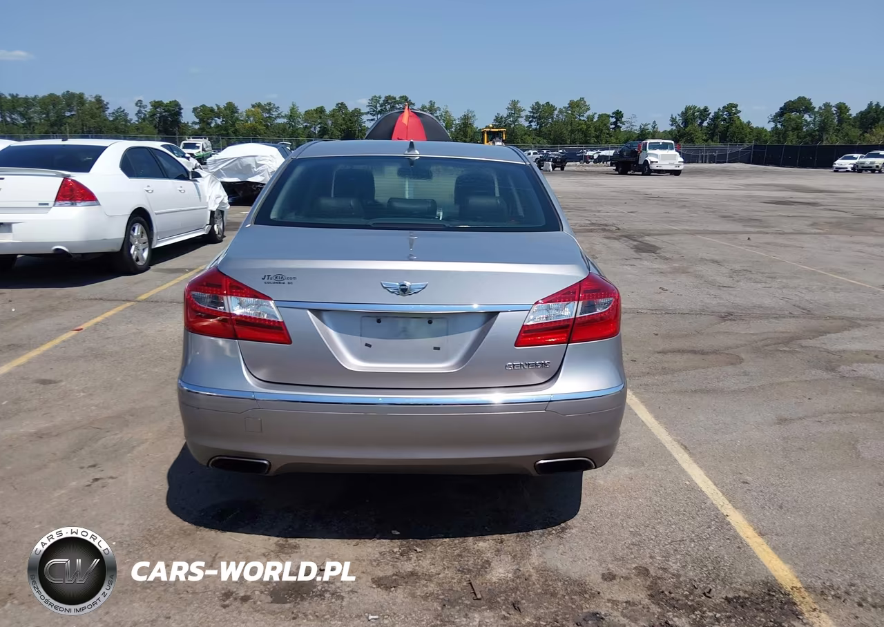 2012 Hyundai Genesis 3.8 VIN:KMHGC4DD9CU158114 - 16