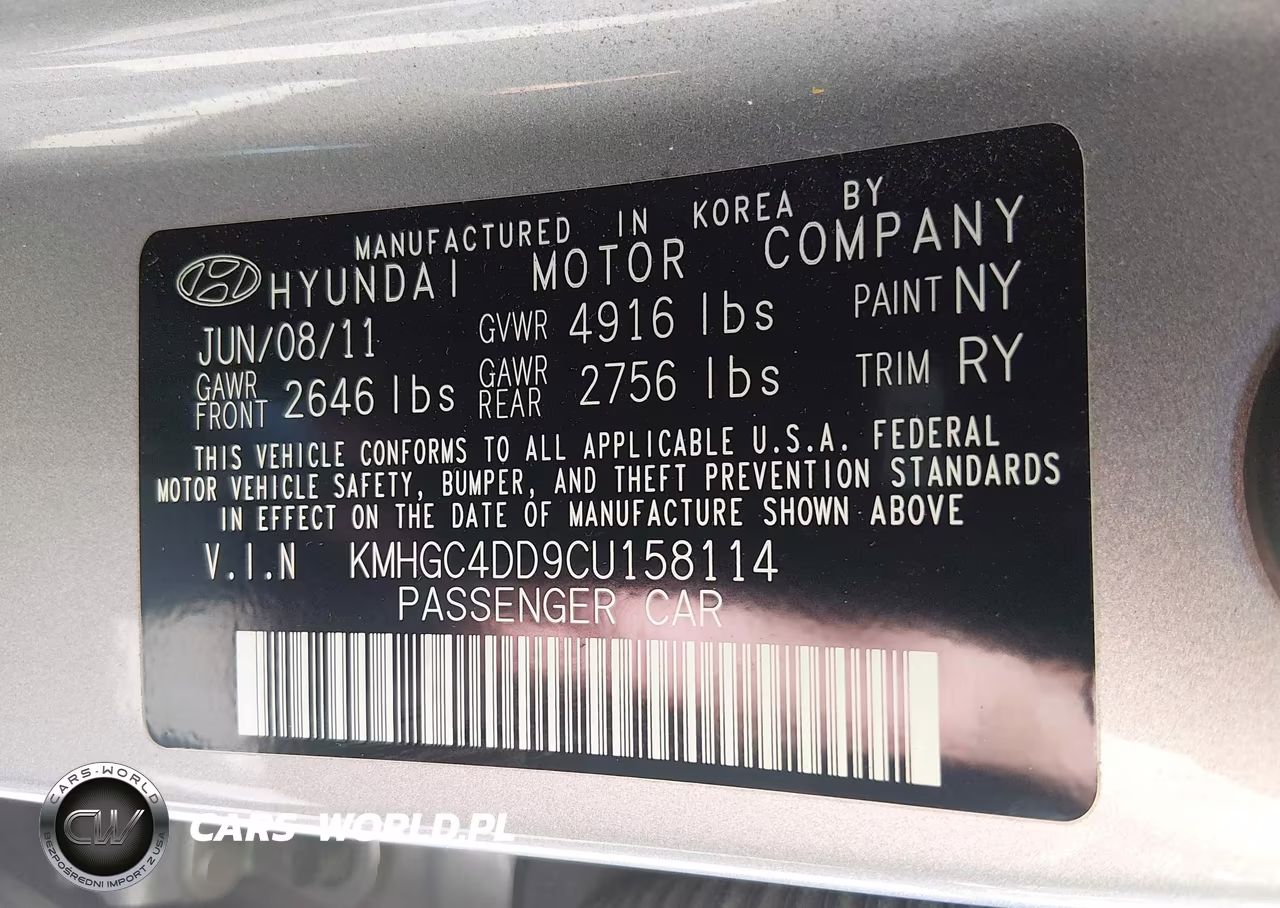 2012 Hyundai Genesis 3.8 VIN:KMHGC4DD9CU158114 - 9