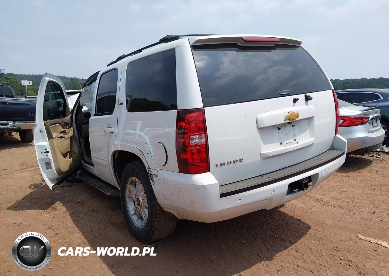 2014 Chevrolet Tahoe Lt VIN:1GNSCBE07ER175215 - 3