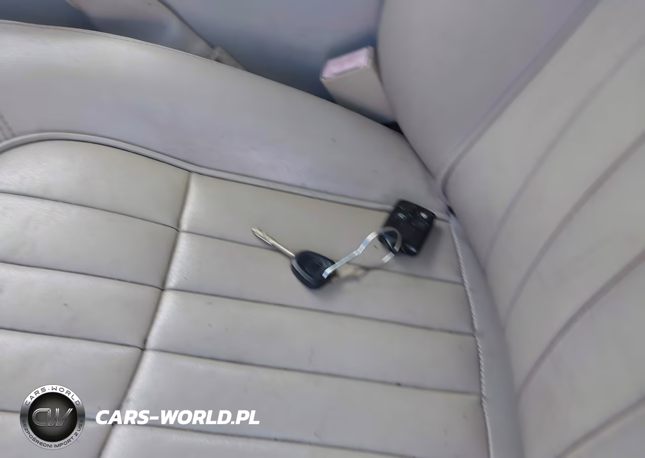 2000 Jaguar Xj8 VIN:SAJDA14C7YLF20106 - 11