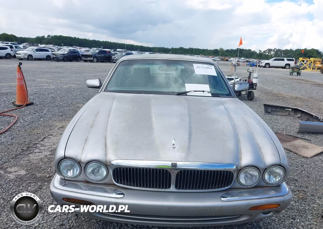 2000 Jaguar Xj8 VIN:SAJDA14C7YLF20106 - 13