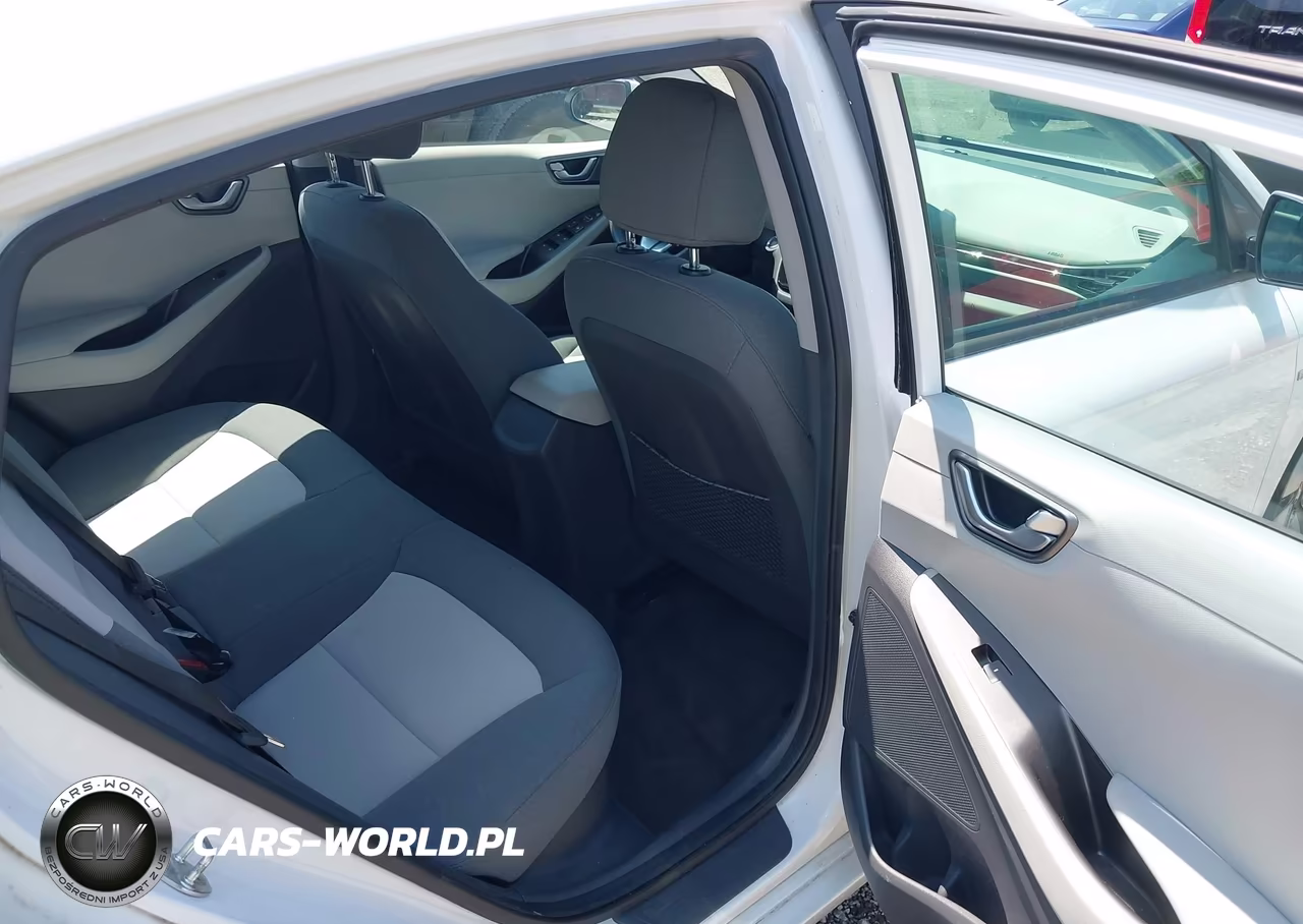 2020 Hyundai Ioniq Hybrid Blue VIN:KMHC65LC1LU231108 - 8