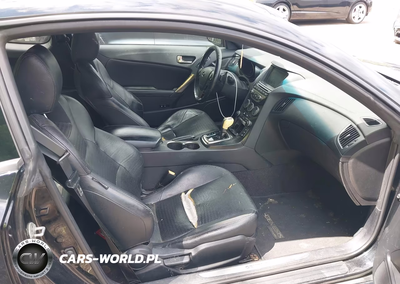 2013 Hyundai Genesis 3.8 Track VIN:KMHHU6KJ6DU108147 - 5