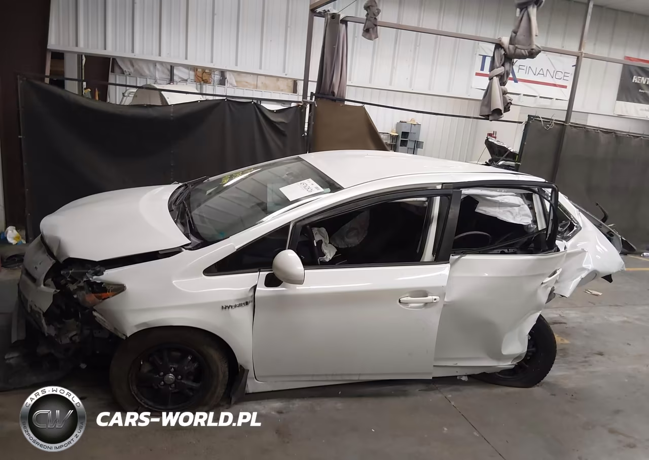 2015 Toyota Prius VIN:JTDKN3DU0F0481899 - 14