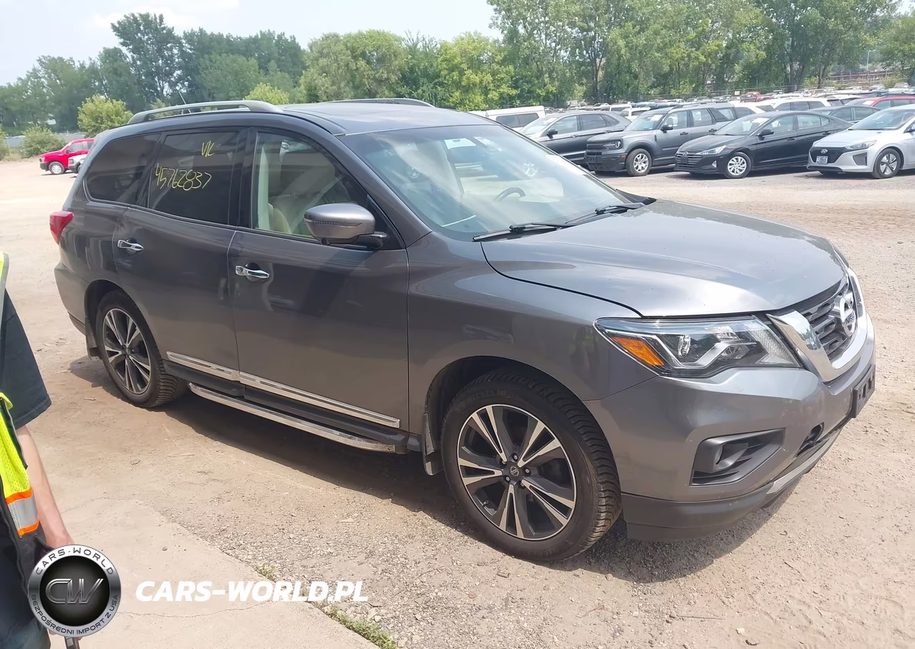 2017 Nissan Pathfinder Platinum VIN:5N1DR2MM3HC622534 - 1