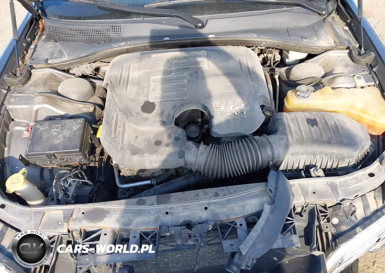 2013 Chrysler 300 Motown VIN:2C3CCARG2DH543284 - 10
