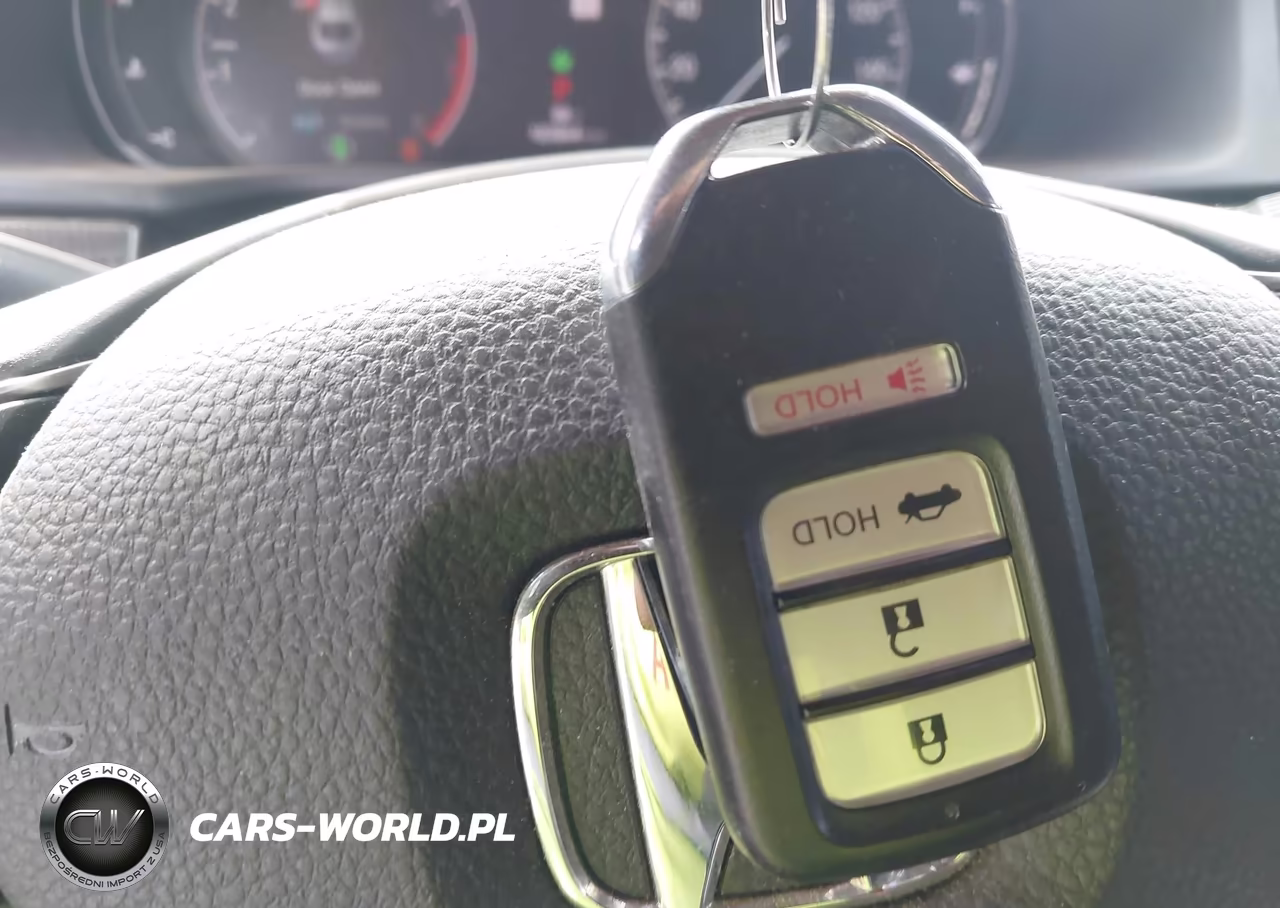 2018 Honda Accord Sport VIN:1HGCV1F31JA000219 - 11