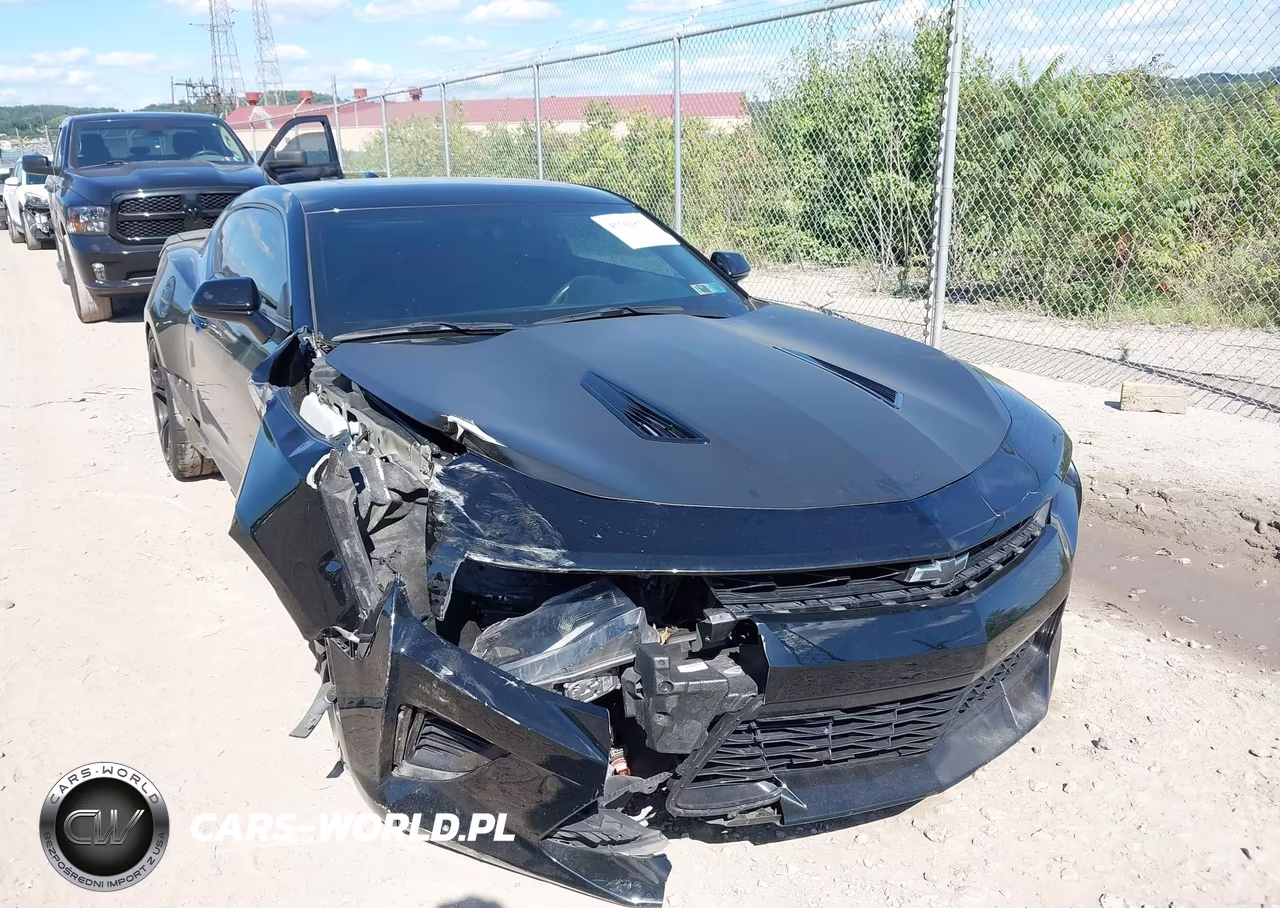 2017 Chevrolet Camaro 1Ss VIN:1G1FF1R73H0209039 - 6