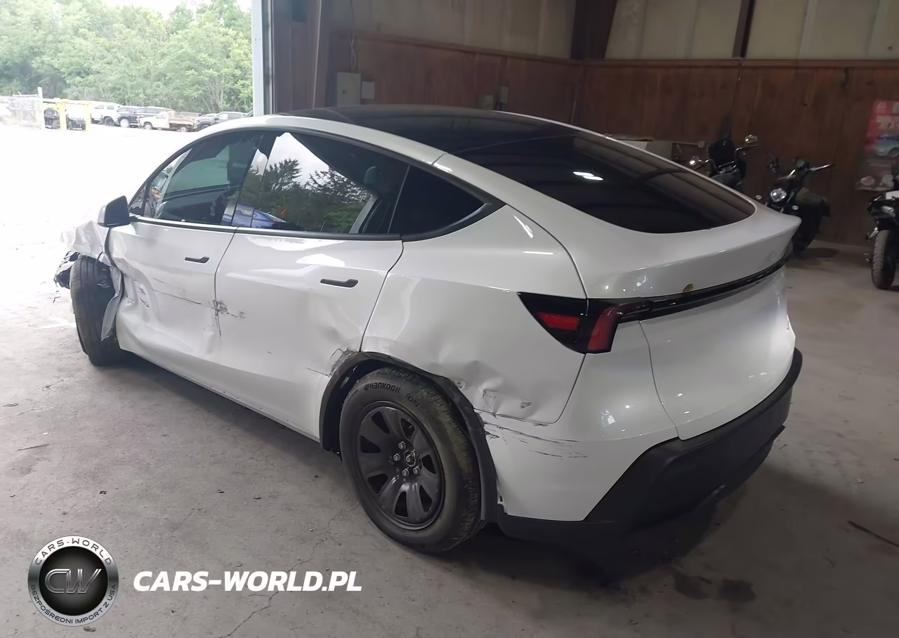 2026 Tesla Model Y All-Wheel Drive-Long Range Launch Series-Premium All-Wheel Drive VIN:7SAYGDEE0TA661592 - 3