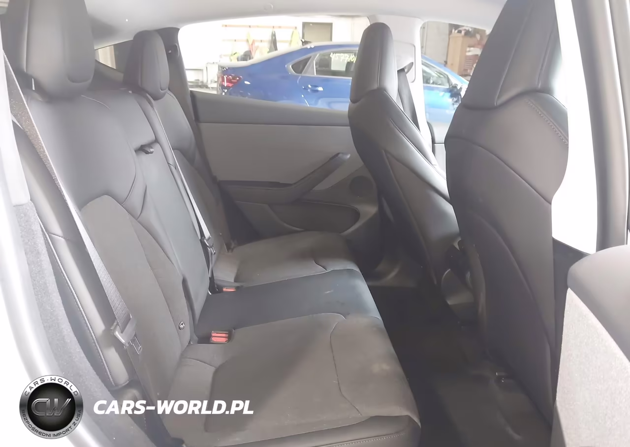 2026 Tesla Model Y All-Wheel Drive-Long Range Launch Series-Premium All-Wheel Drive VIN:7SAYGDEE0TA661592 - 8