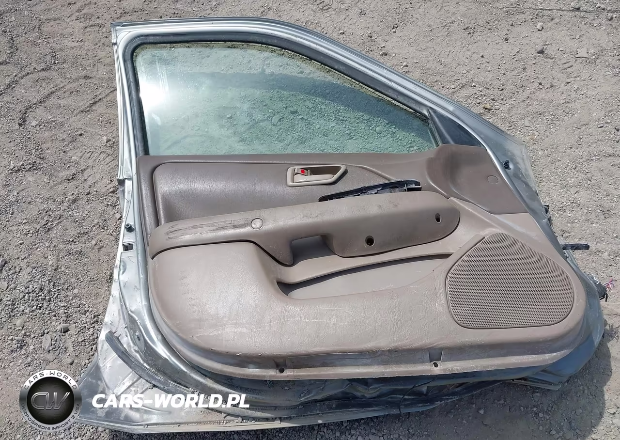 1998 Toyota Camry Le VIN:JT2BG22K8W0120211 - 11