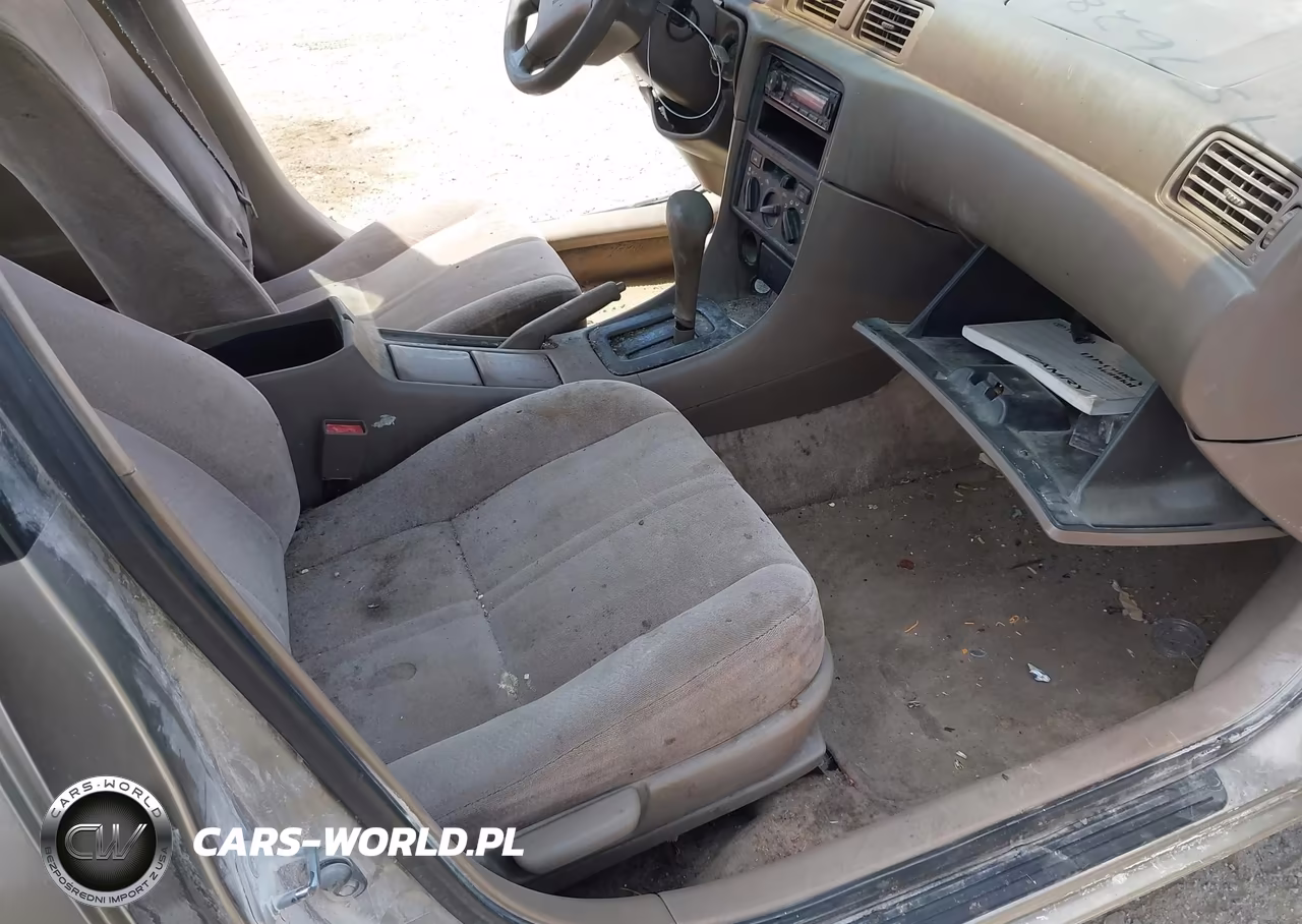 1998 Toyota Camry Le VIN:JT2BG22K8W0120211 - 5