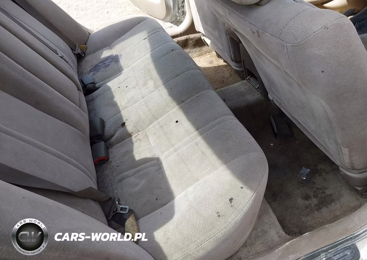1998 Toyota Camry Le VIN:JT2BG22K8W0120211 - 8