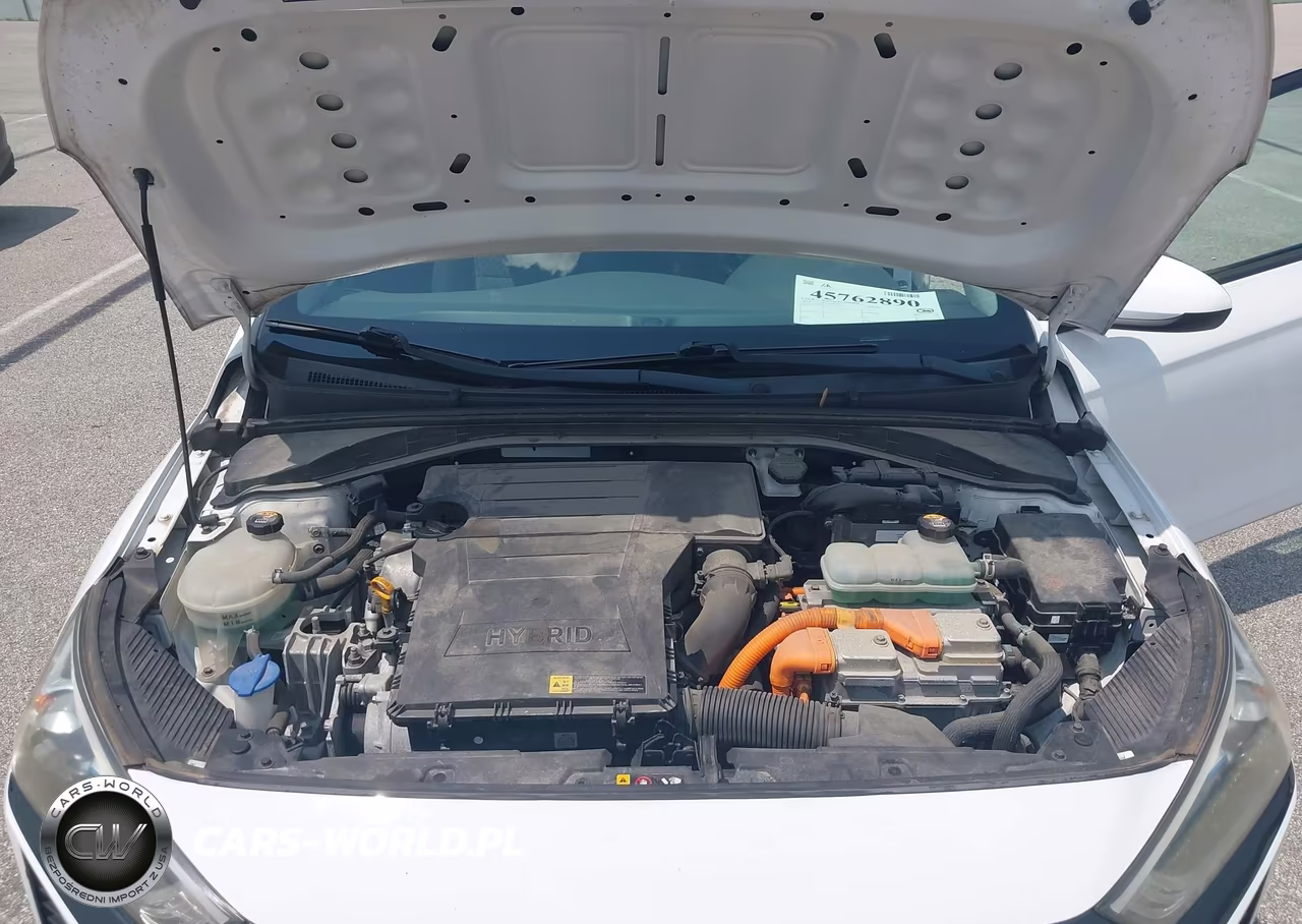 2018 Hyundai Ioniq Hybrid Blue VIN:KMHC65LC7JU076318 - 10