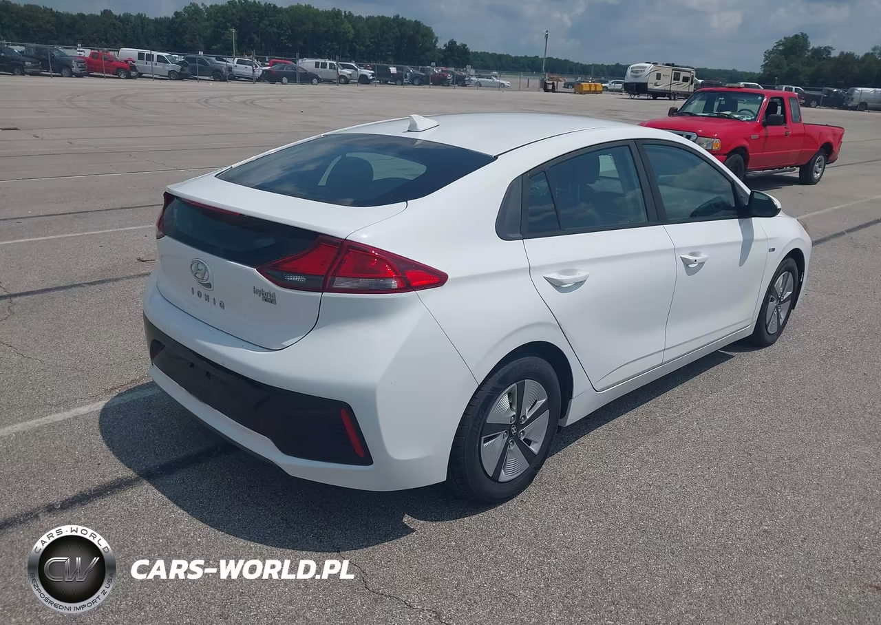 2018 Hyundai Ioniq Hybrid Blue VIN:KMHC65LC7JU076318 - 4