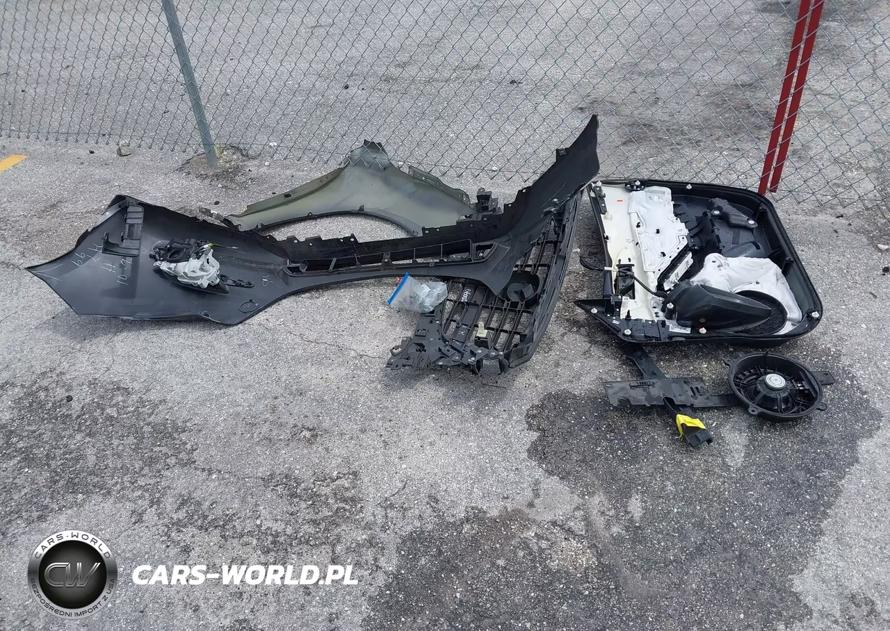 2018 Mazda Mazda3 Sport VIN:3MZBN1U7XJM161443 - 12