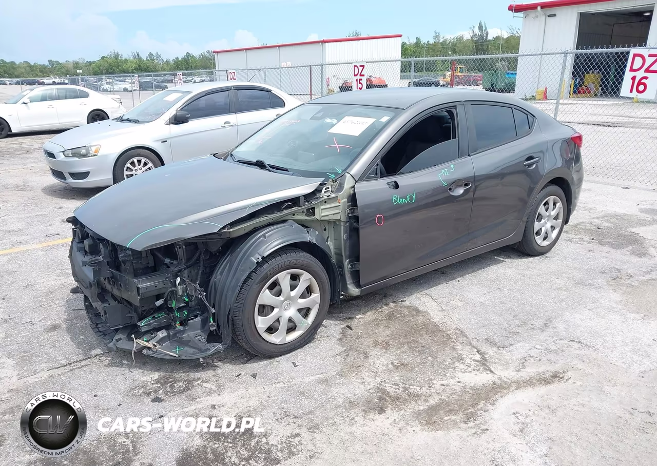 2018 Mazda Mazda3 Sport VIN:3MZBN1U7XJM161443 - 2