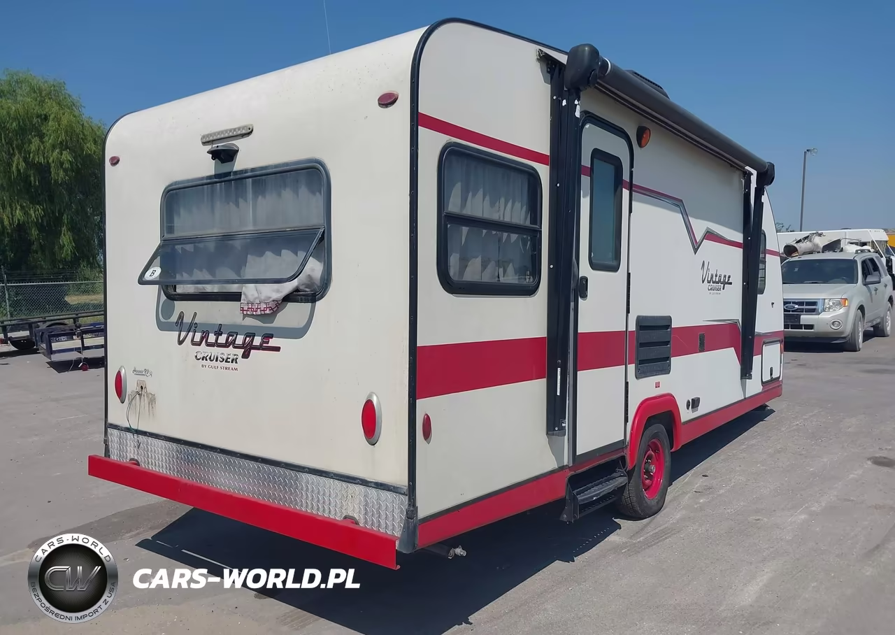 2018 Gulfstream Vintage Cruiser Seri VIN:1NL1DTK27J1035259 - 4