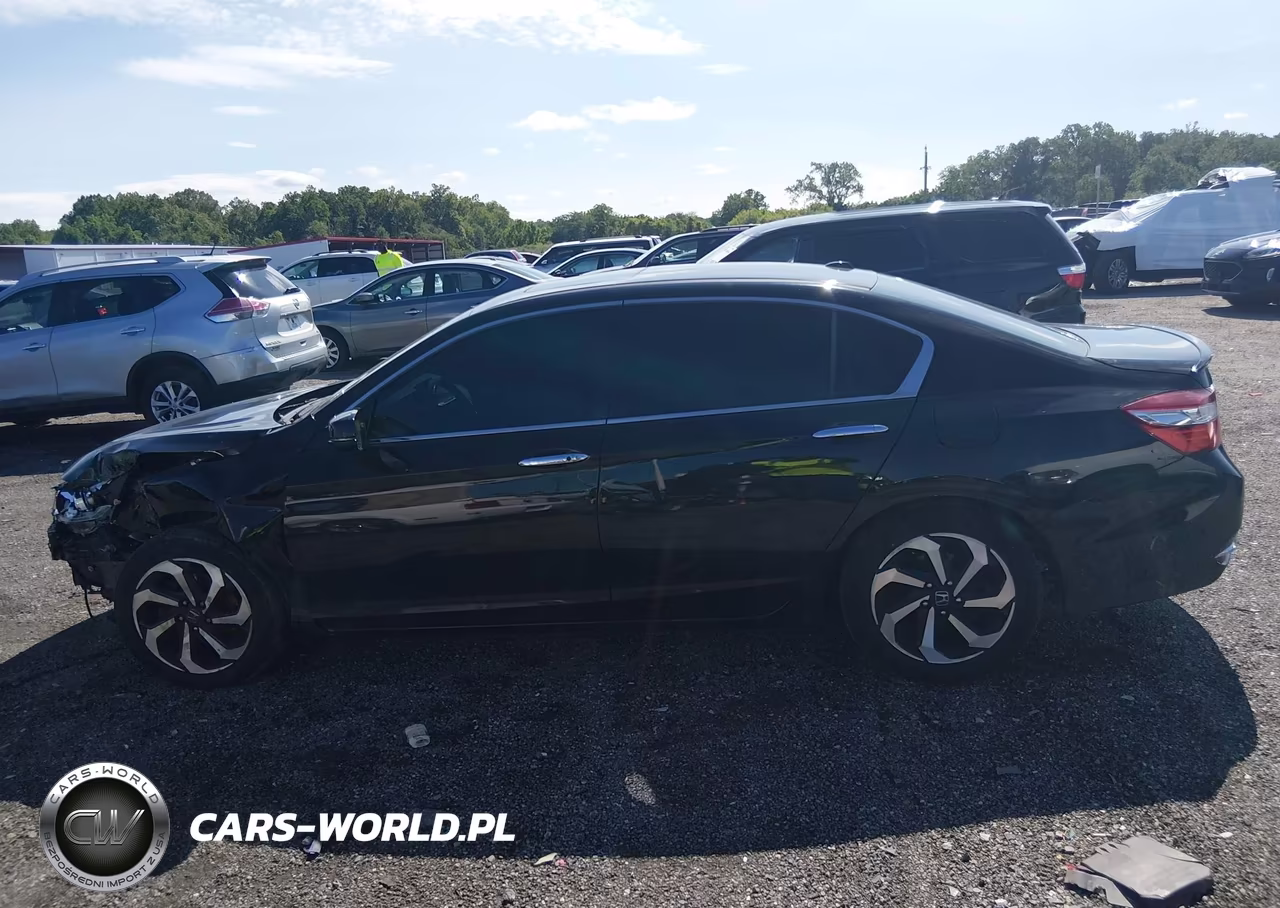 2017 Honda Accord Ex-L V6 VIN:1HGCR3F01HA025704 - 15
