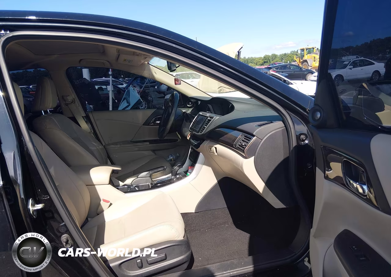 2017 Honda Accord Ex-L V6 VIN:1HGCR3F01HA025704 - 5