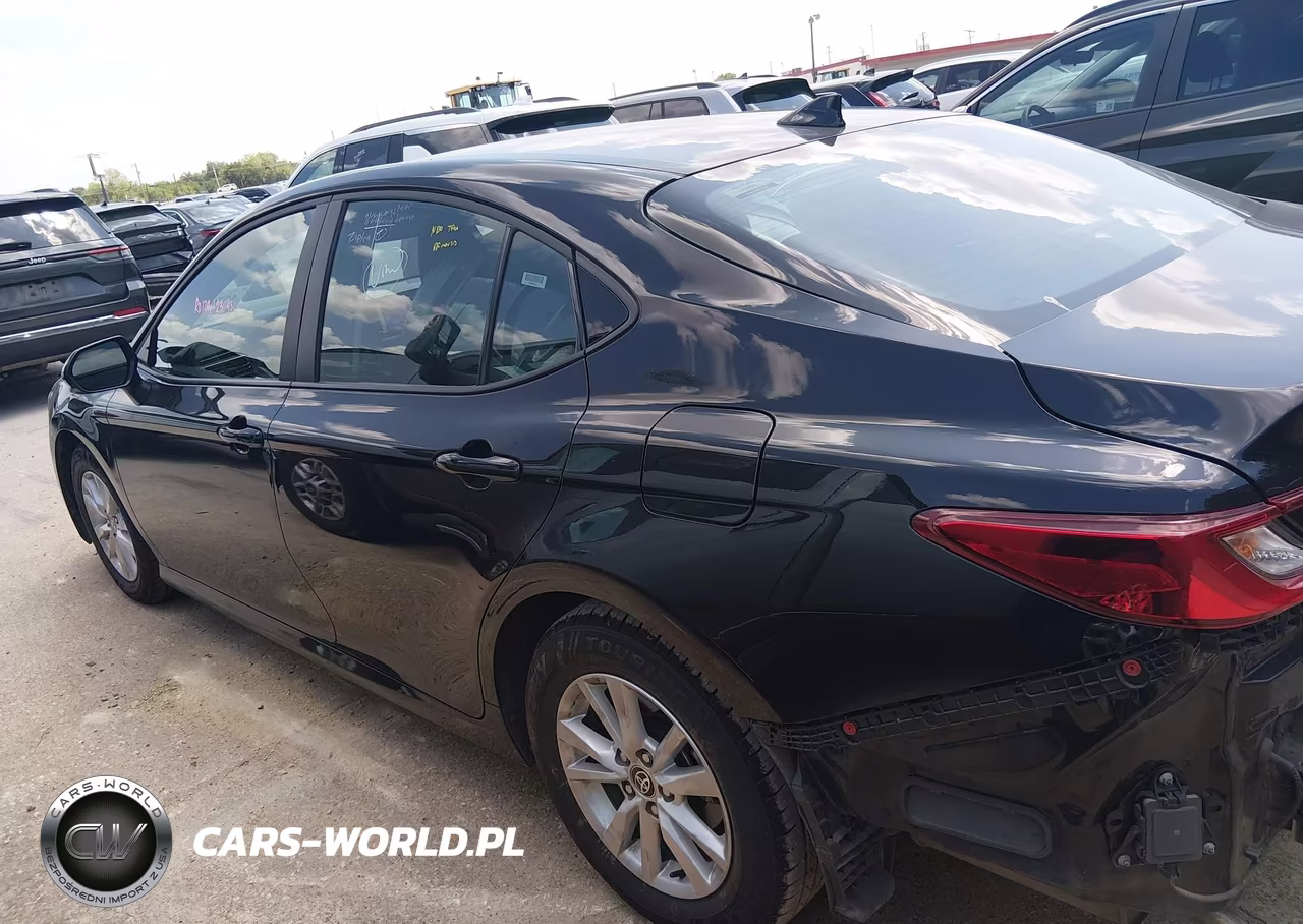 2025 Toyota Camry Le VIN:4T1DAACK4SU600366 - 14