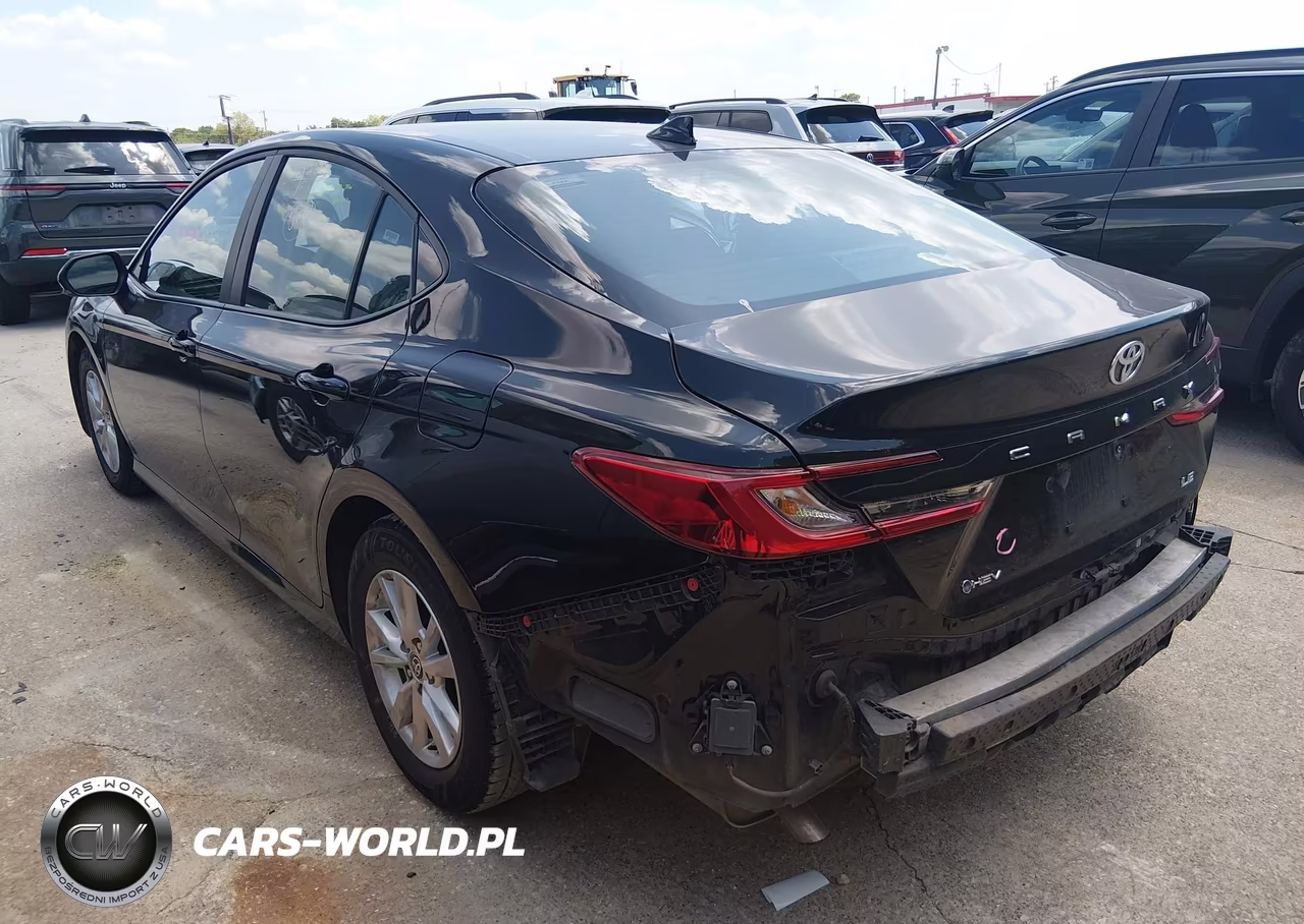 2025 Toyota Camry Le VIN:4T1DAACK4SU600366 - 3