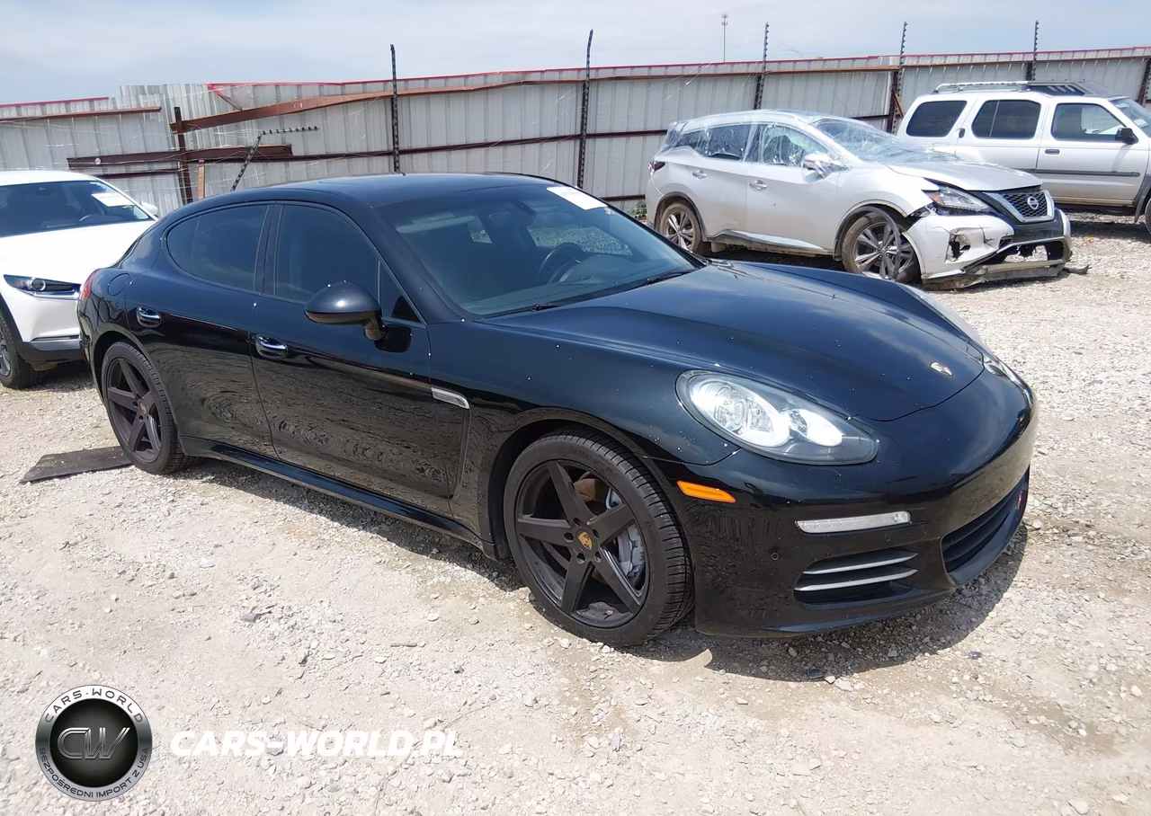 2014 Porsche Panamera 4