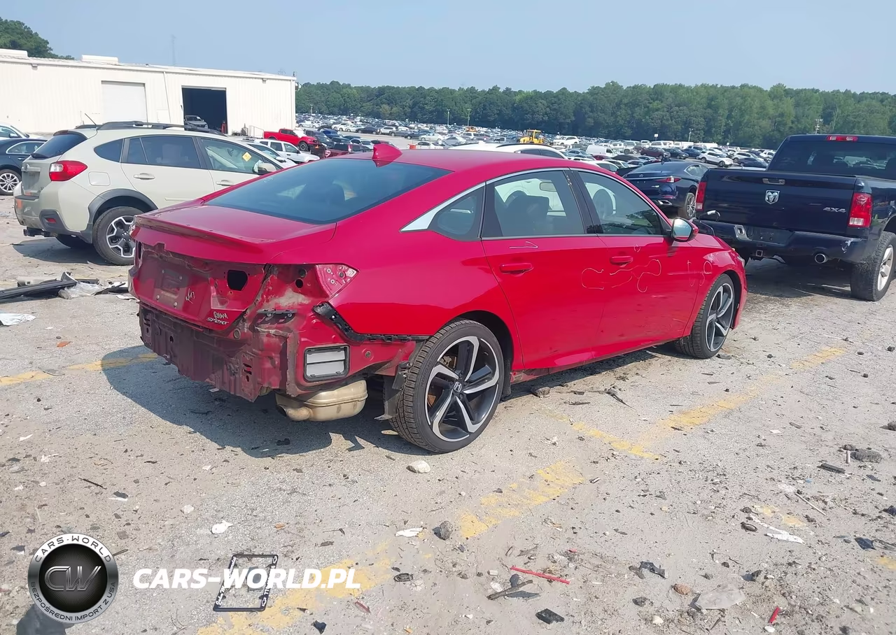2018 Honda Accord Sport VIN:1HGCV1F35JA015385 - 4
