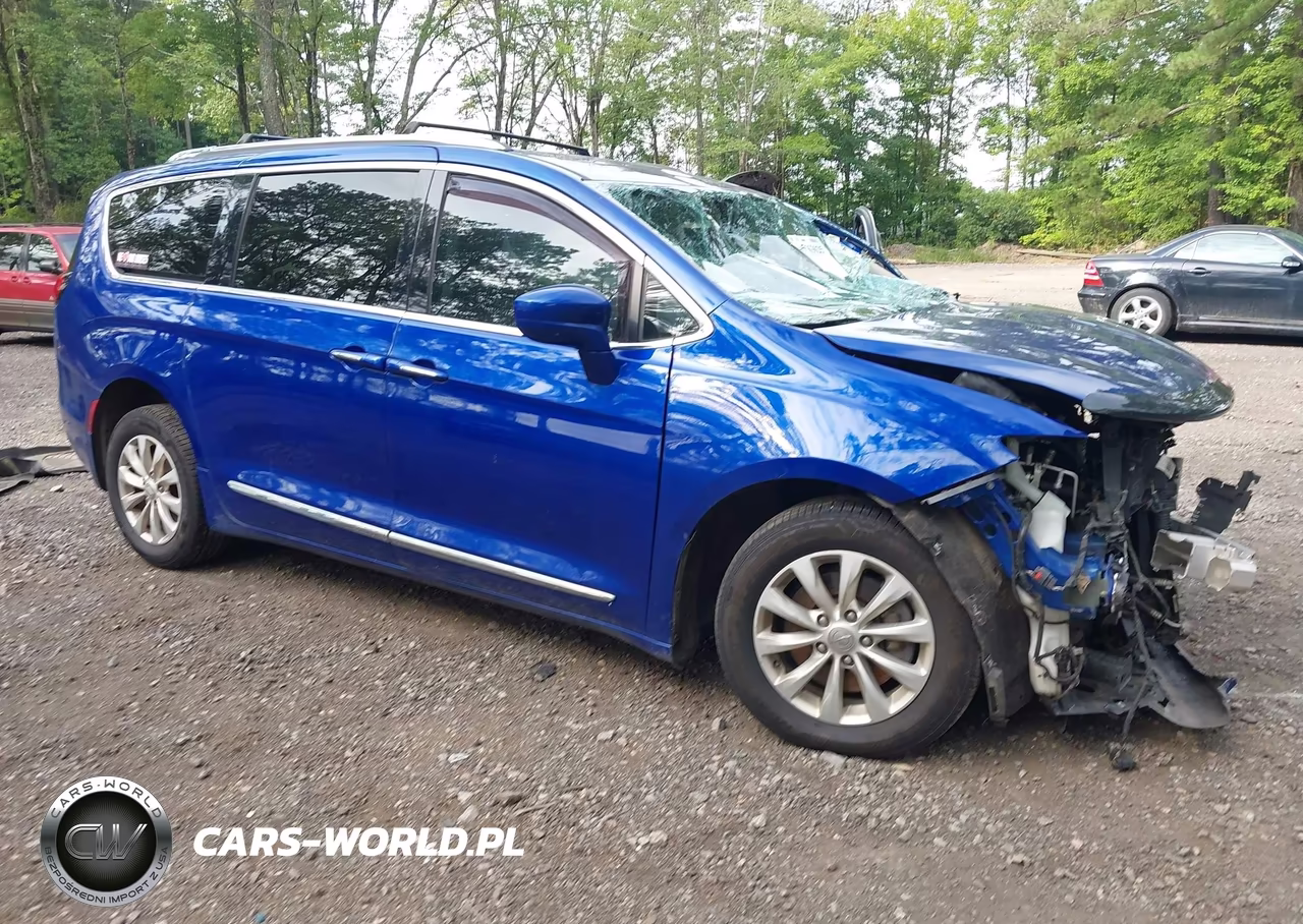 2019 Chrysler Pacifica Touring L