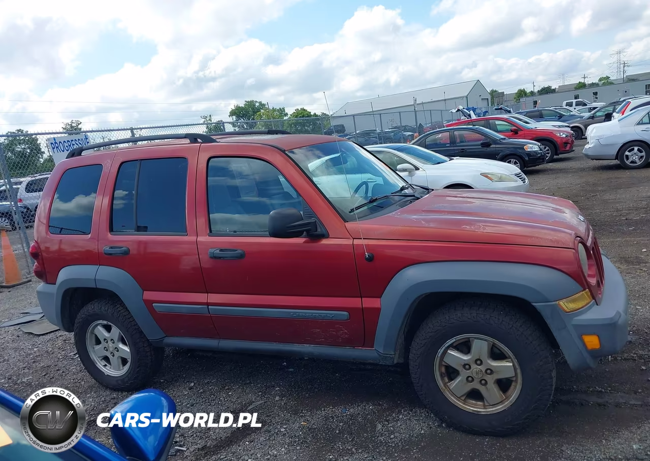 2005 Jeep Liberty Sport VIN:1J4GL48K85W644587 - 14