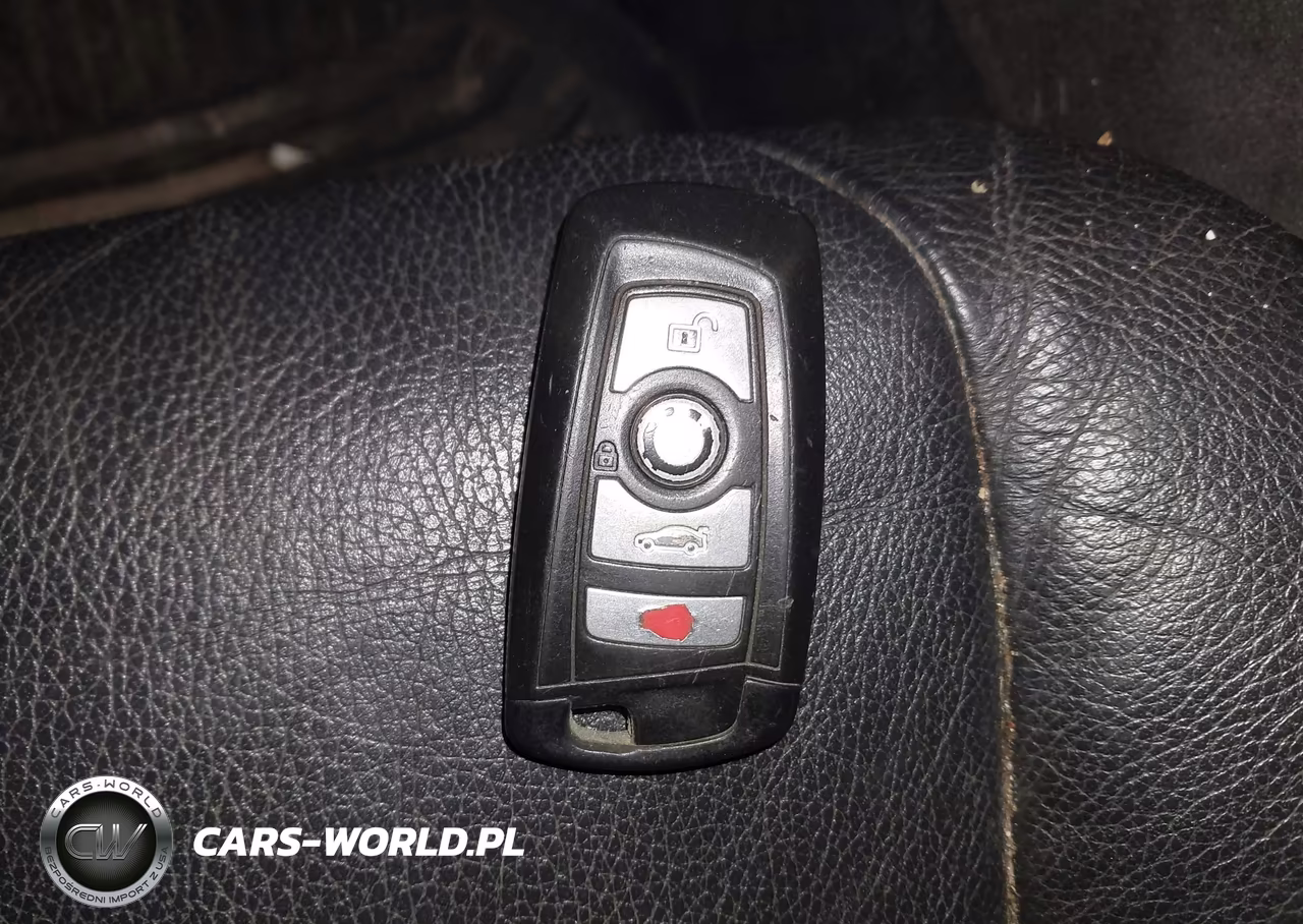 2013 BMW 528I xDrive VIN:WBAXH5C57DDW15085 - 11