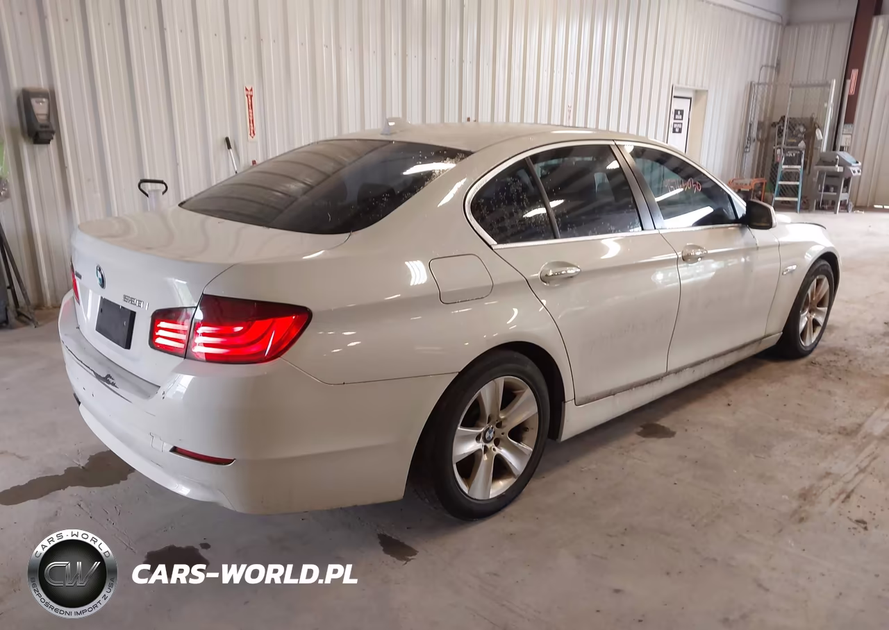 2013 BMW 528I xDrive VIN:WBAXH5C57DDW15085 - 4
