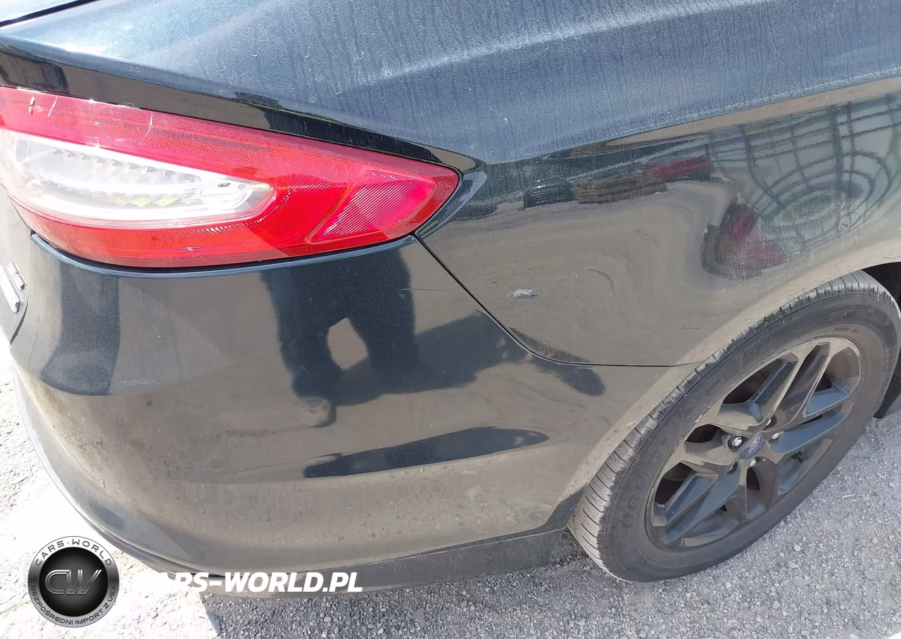 2014 Ford Fusion Se VIN:3FA6P0HD5ER174947 - 4